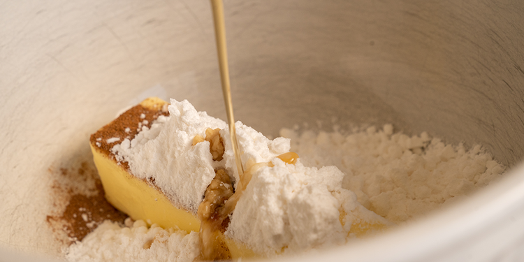 Image of Add vanilla extract and Lakanto Maple Syrup