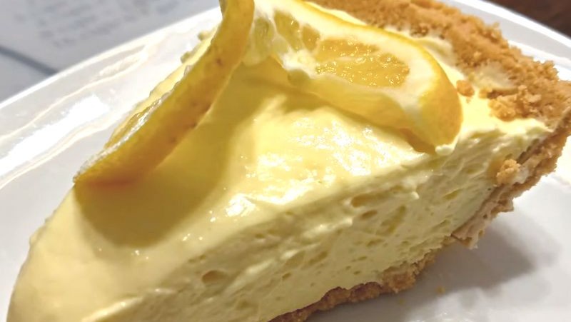 Image of No Bake Lemon Cheesecake Pie