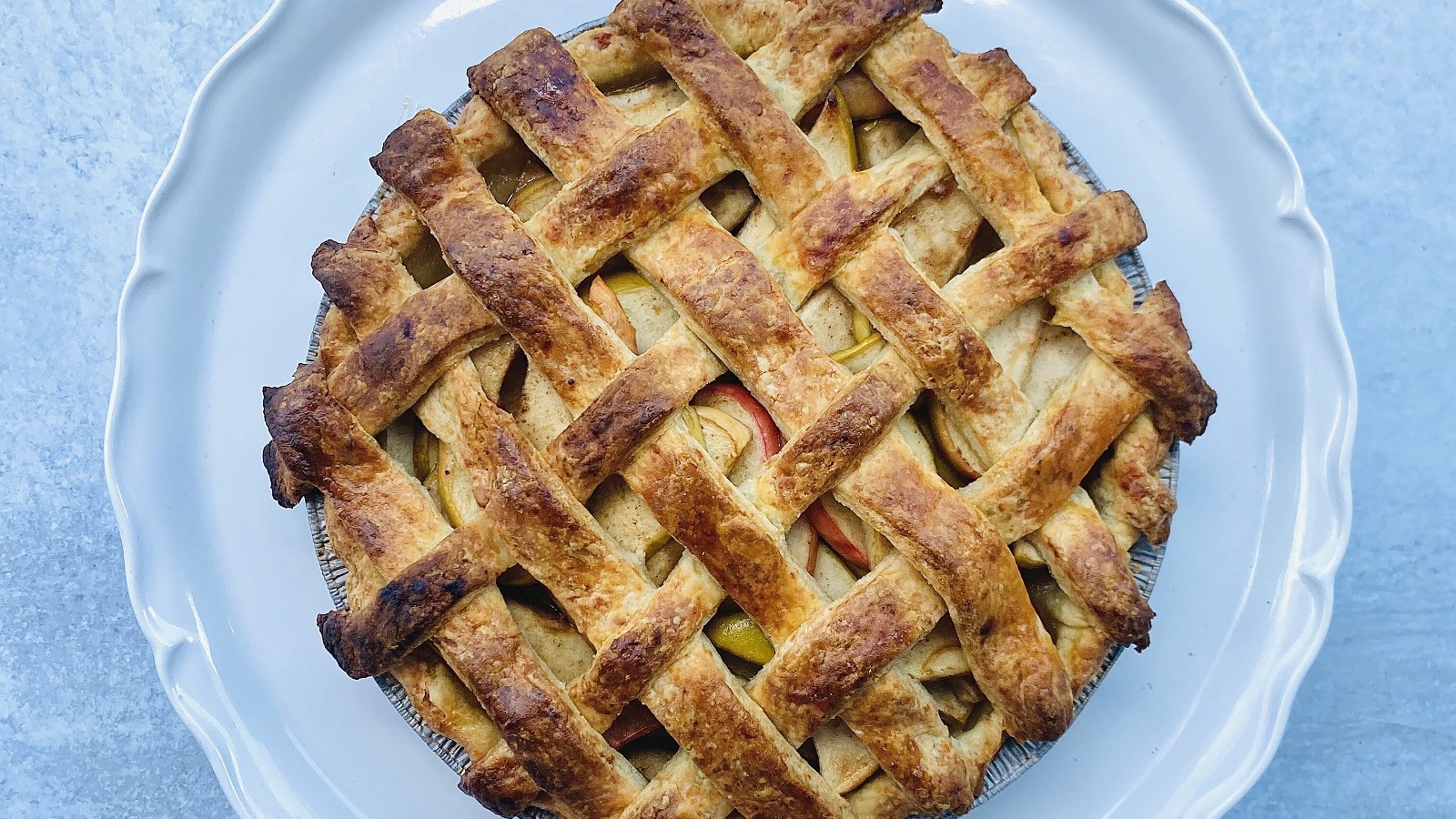 Image of Cheddar Crusted Apple Pie