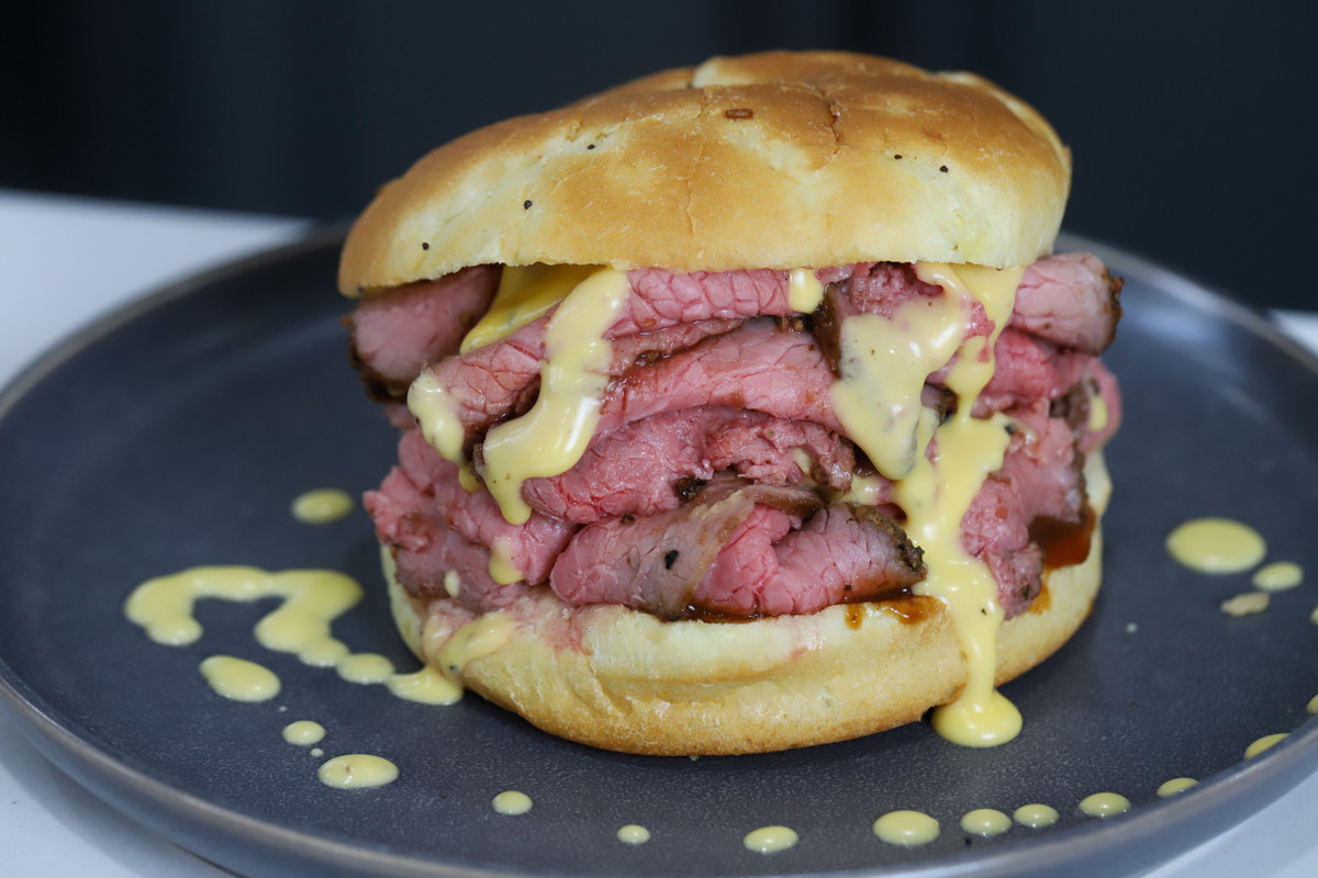 Beef and Cheddar Sandwich