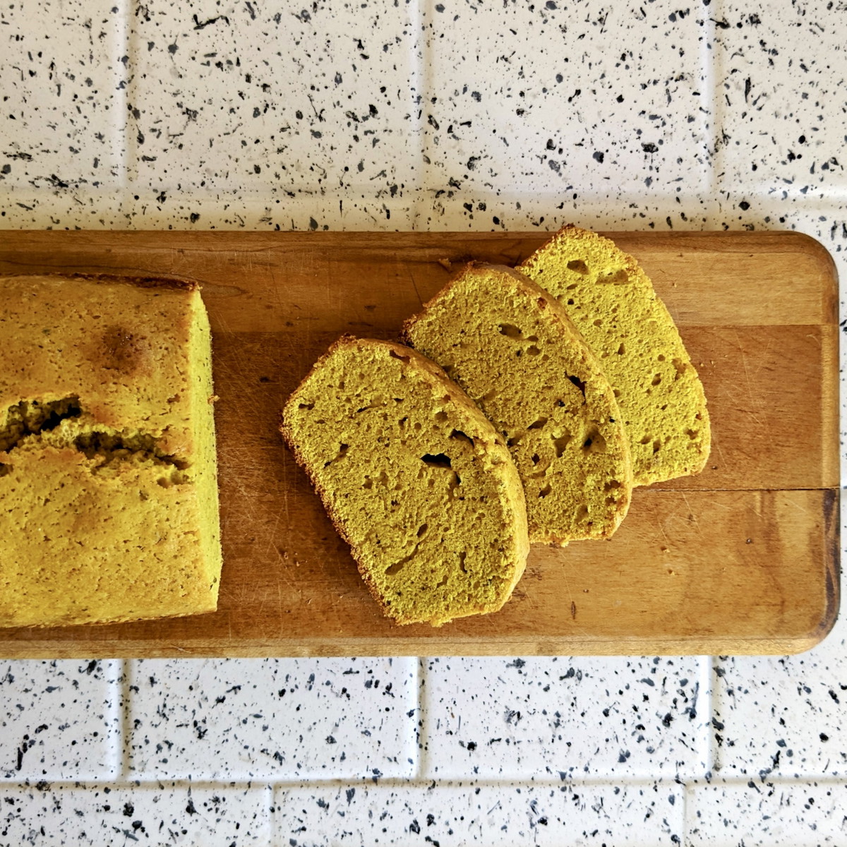 Turmeric-Ginger Quarte-Quarts (Pound Cake)
