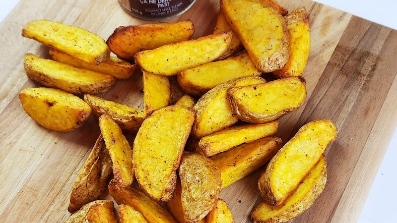 Image of Air Fryer Red Rub Potato Wedges
