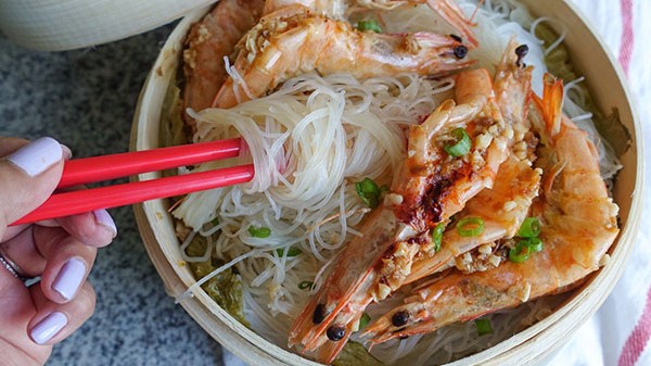 Image of Instapot Steamed Garlic Shrimp over Vermicelli