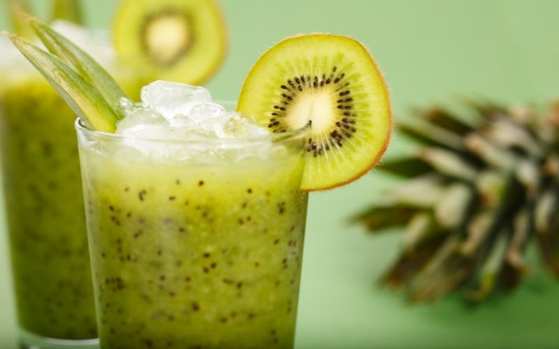 Apple Kiwi Green Smoothie