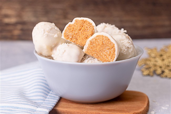 Image of Peanut Snowballs