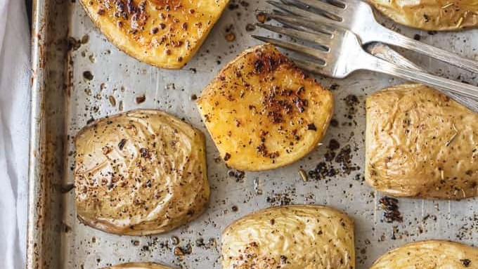 Image of Best Herb Roasted Potatoes (Simple Seasoned Potatoes)