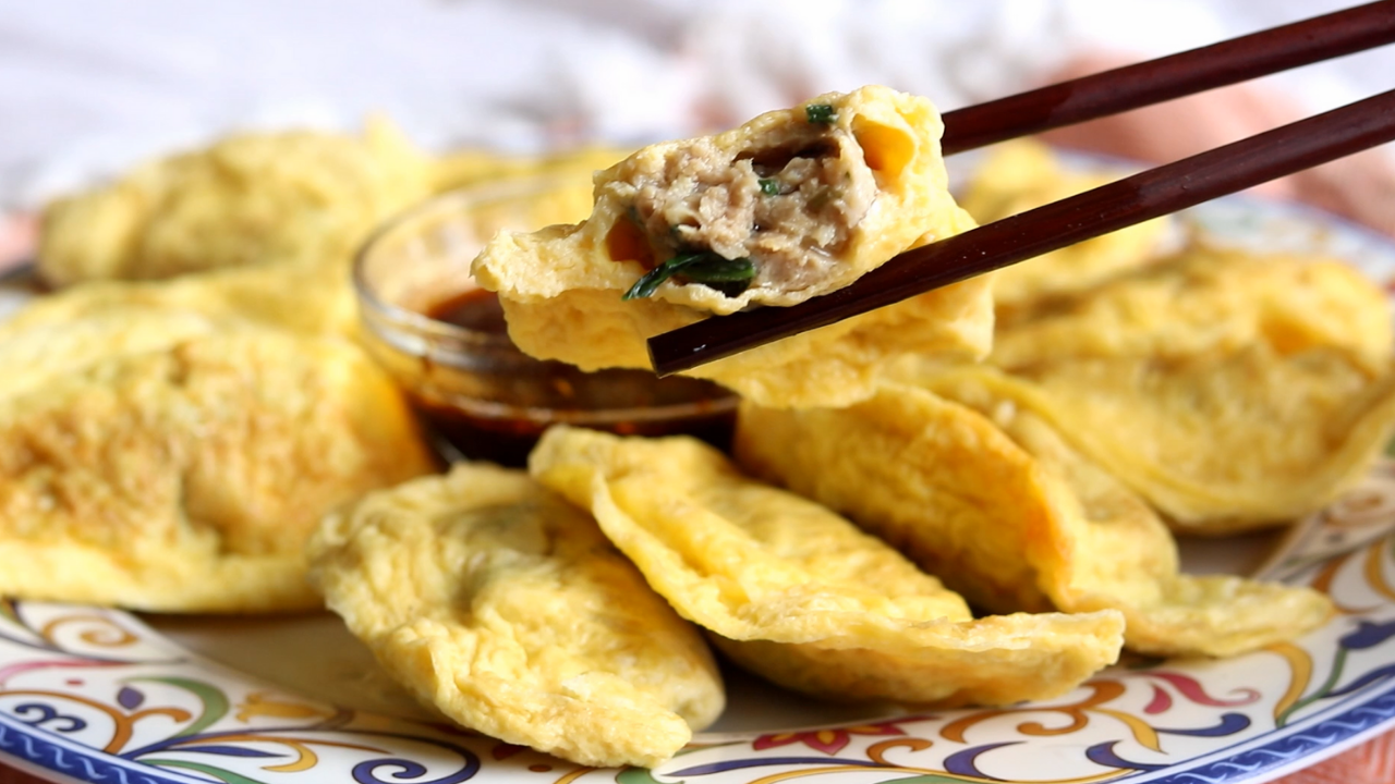 Image of NO DOUGH DUMPLINGS! Egg Dumplings Recipe