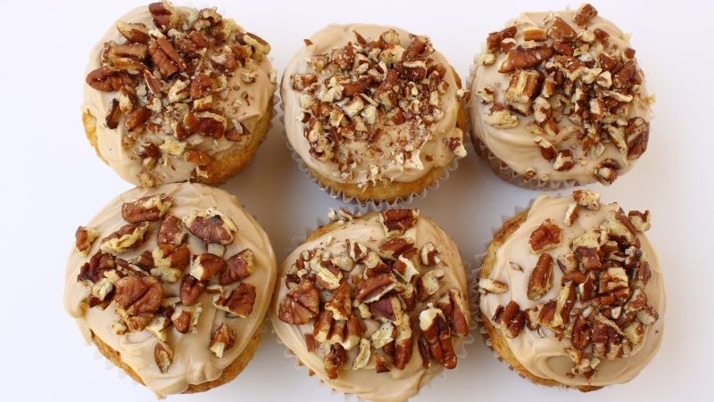 Image of Pecan Cupcakes With Spiced Vanilla Frosting