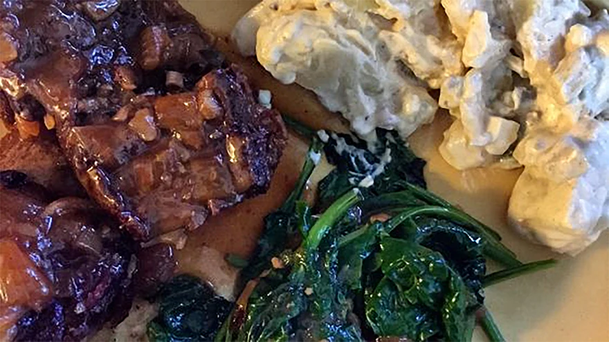 Buffalo Short-Ribs with Red Potatoes & Broccoli Rabe