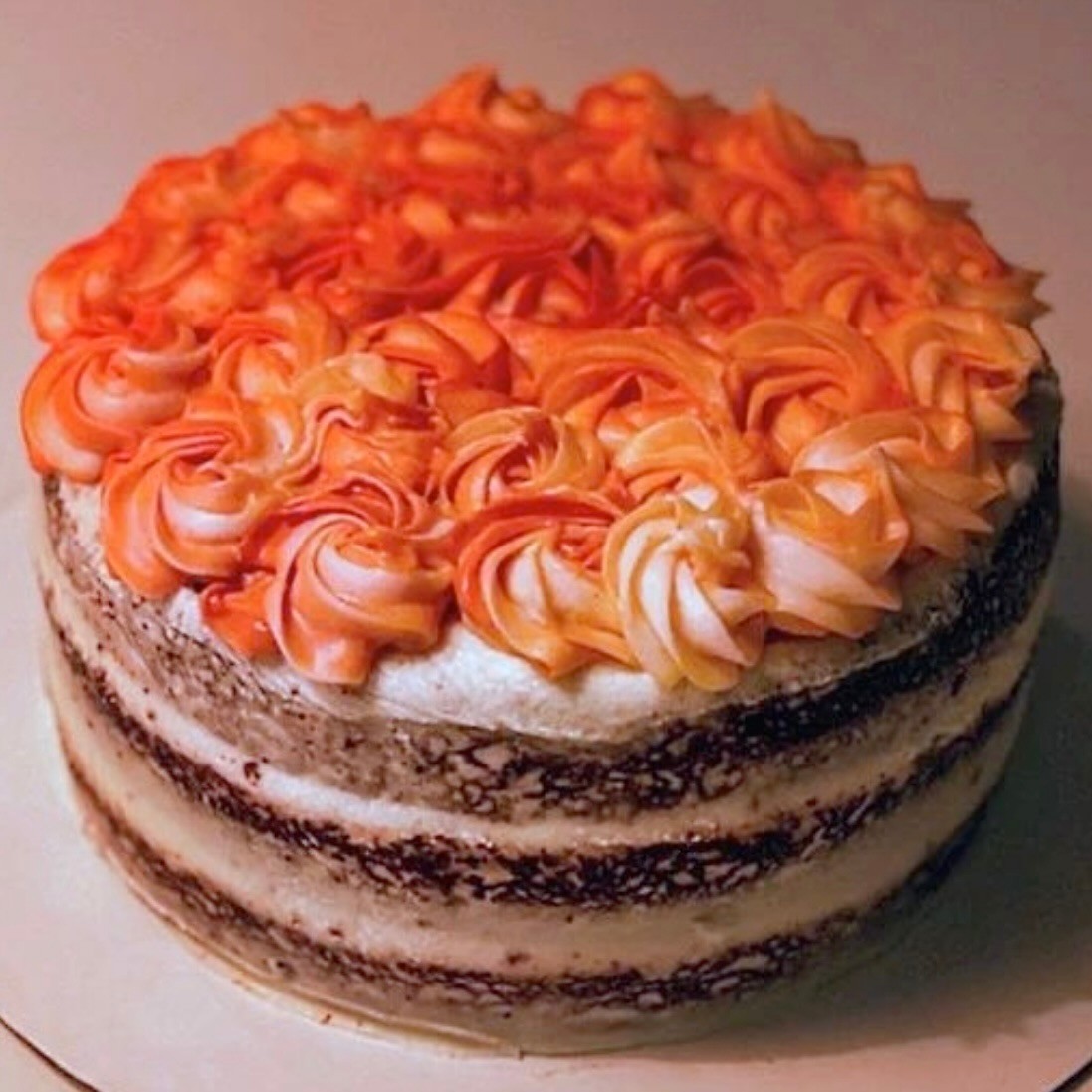 Image of Spiced (Carrot) Cake with Apple Filling and Cream Cheese Frosting