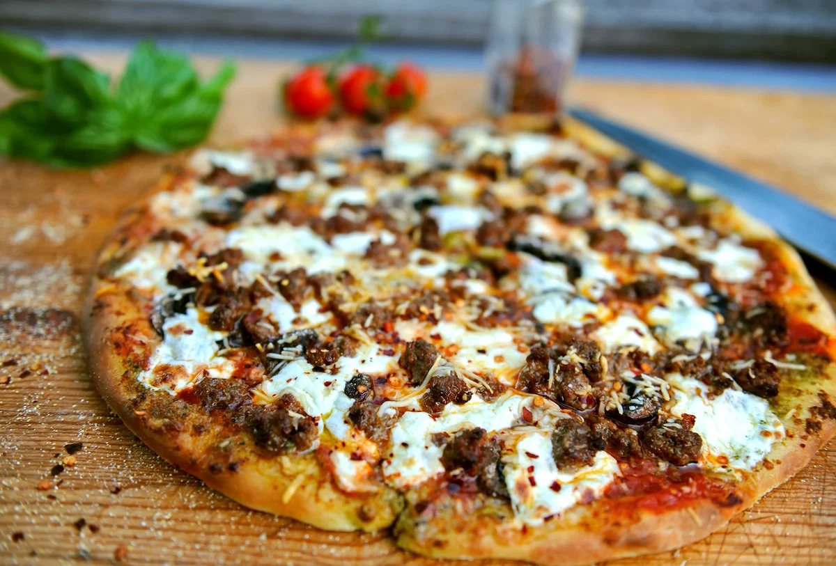 Buffalo Italian Sausage & Mushroom Pizza