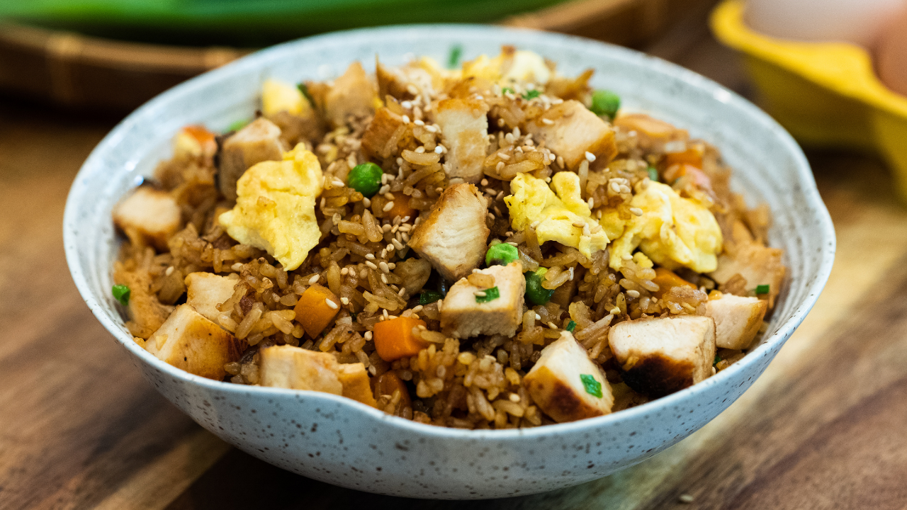 Image of Chinese Chicken Fried Rice Recipe (鸡肉炒饭)