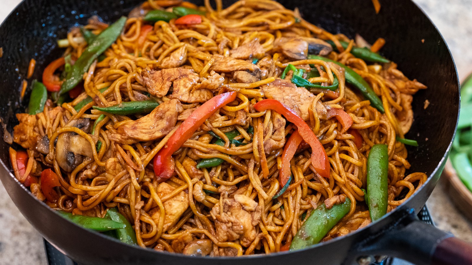 Image of Chicken Lo Mein Recipe || 20-min Dinner