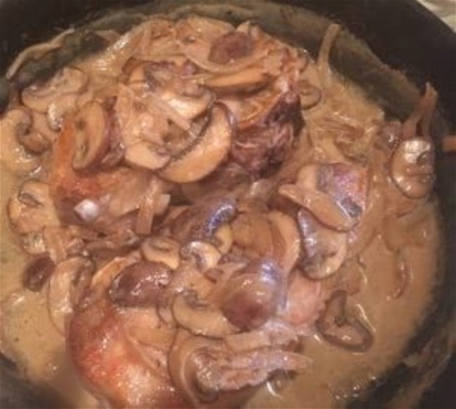 Image of Chicken with Mushrooms in a Light Balsamic Cream Sauce