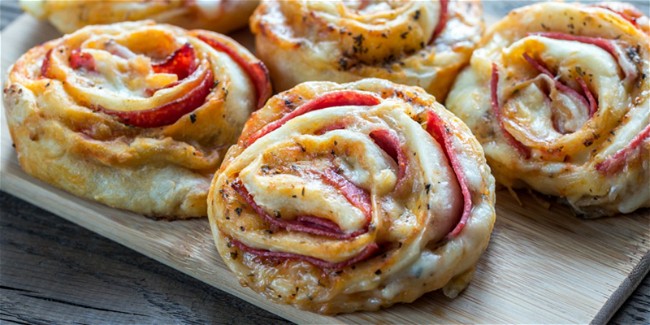 Image of Garlic Pizza Pinwheels