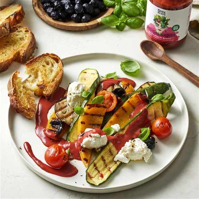 Image of Gegrilltes Gemüse mit Ricotta und Radical Radish Dressing für Gemüse