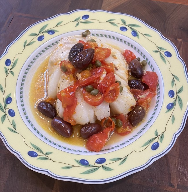 Image of Baked Cod with Cherry Tomatoes, Olives and Capers in White Wine
