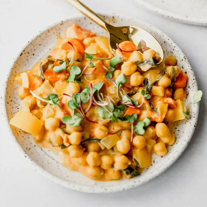 Love Thy Le Creuset and this Curried Chickpea Stew