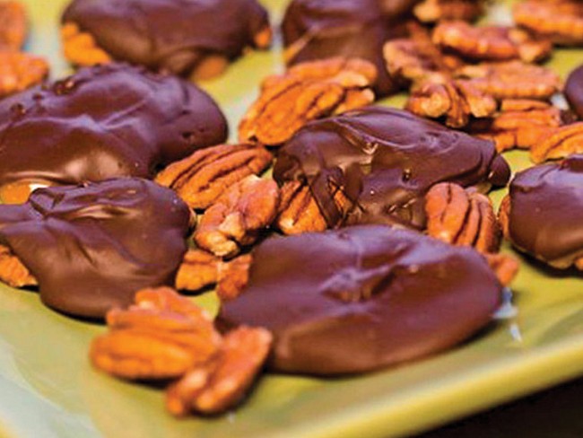 Image of Chocolate Caramel Turtles