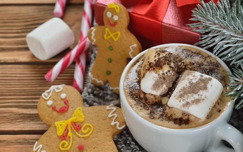 Gingerbread Hot Chocolate