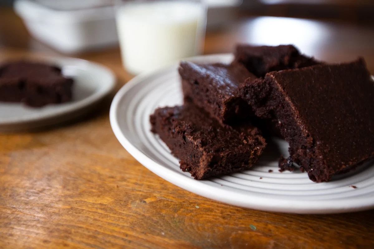 Brownies de masa al estilo de Champurrado