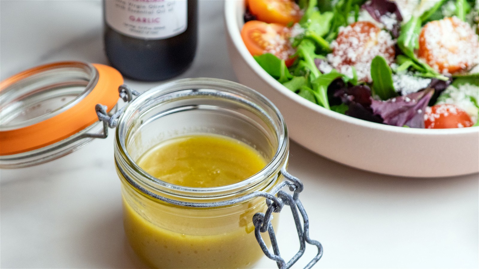 Giada&#39;s Go-To Vinaigrette-image
