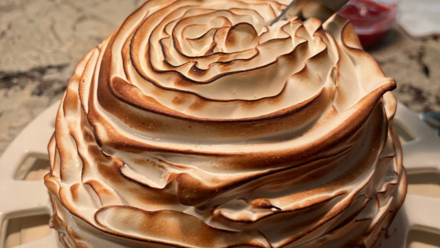Baked Alaska with raspberry sauce – Blonde Curry