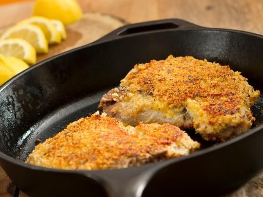 Image of Pork Chops with Pear and Fennel Slaw