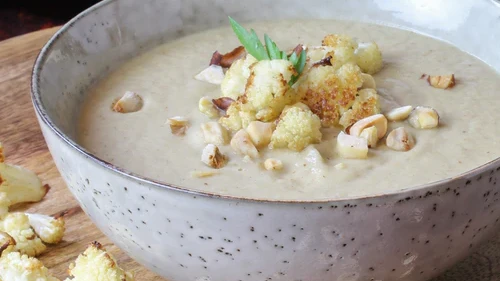 Image of Middle Eastern spiced roast cauliflower soup
