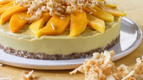 Image of Mango cheesecake with macadamia crumble (Vegan & Paleo)