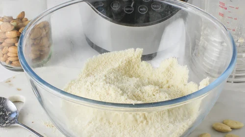 Image of Homemade almond meal & flour in seconds