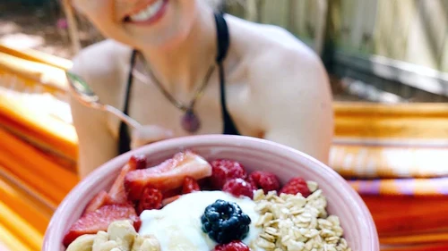 Image of Laura’s favourite homemade coconut yogurt method + video