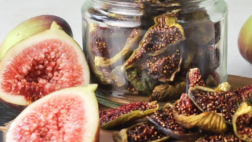 Image of How to dry figs in a food dehydrator