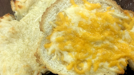 Image of Creole Butter Garlic Bread