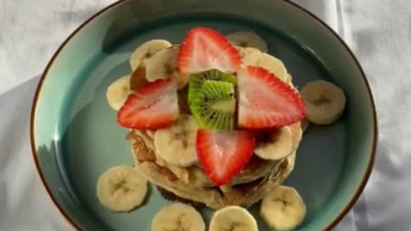 Image of Healthy Banana & Honey Pancakes