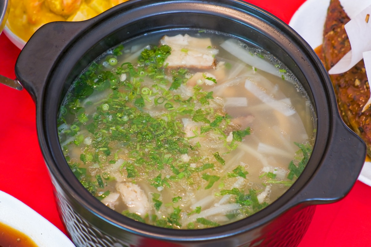 Lamb Soup w/ Daikon Radish (羊杂萝卜汤-三阳开泰)
