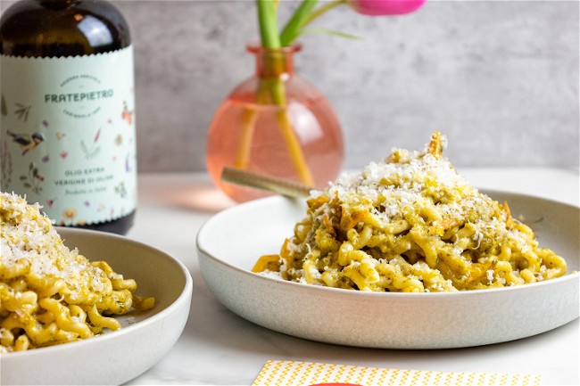 Image of Yellow Tomato Pasta With Pesto