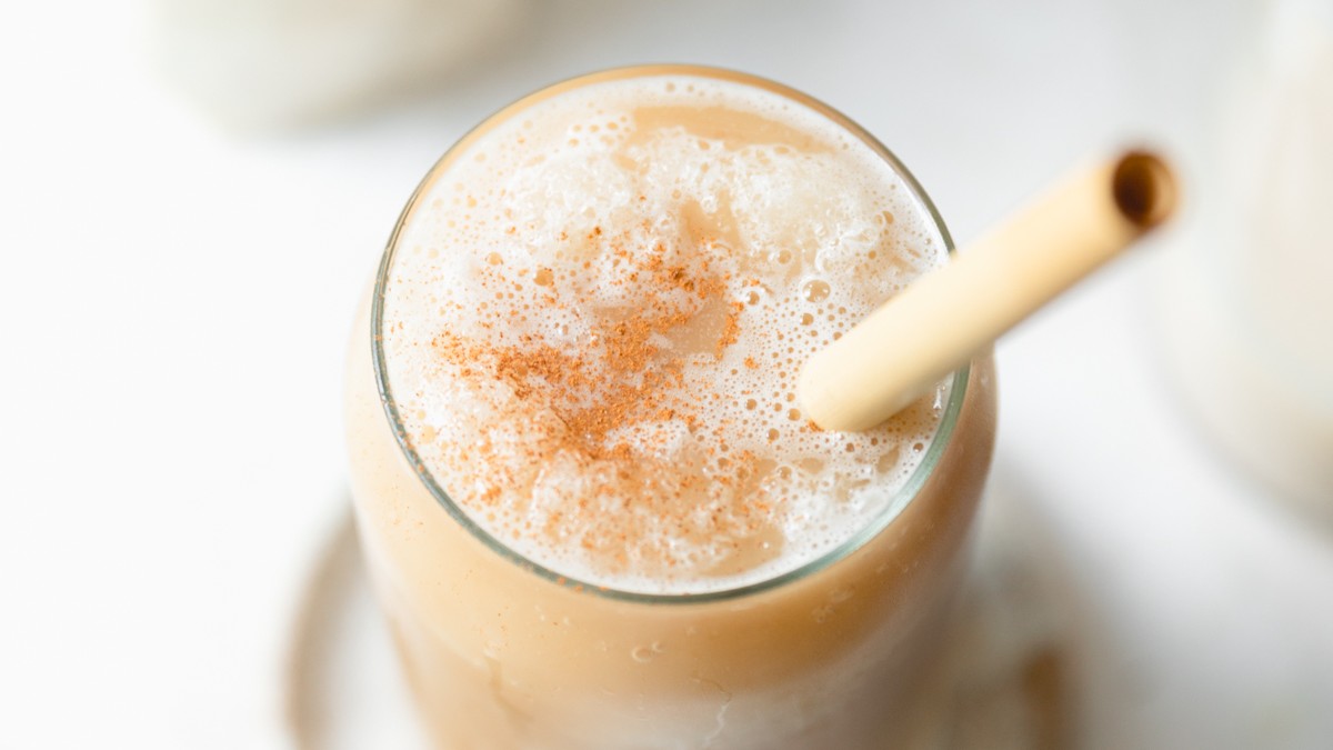 Image of Blended Iced Coffee: Healthy Homemade Dairy-Free Frappuccino Recipes (Vegan, Too!)