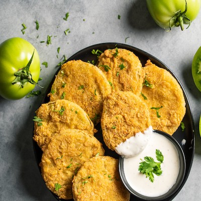 fried green tomato salad with buttermilk dressing Tomatoes Ranch Dip dark green quincess dress