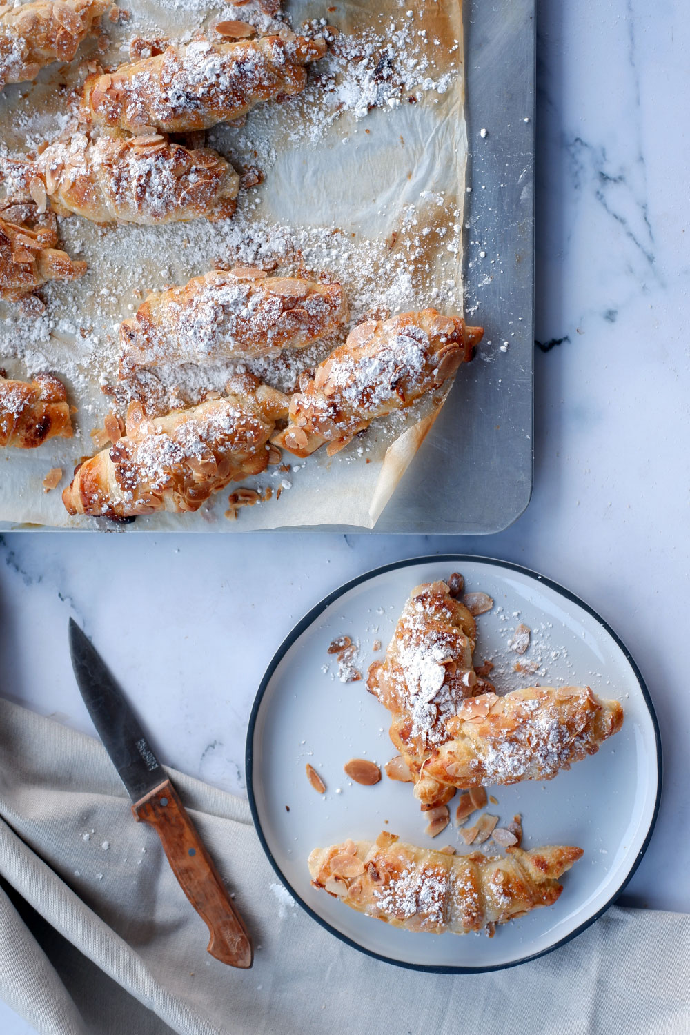 Croissants aux amandes (comment faire des croissants fourrés à la crème frangipane)