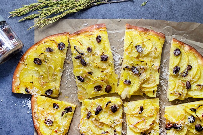 Image of Potato Pizza With Olives And Rosemary