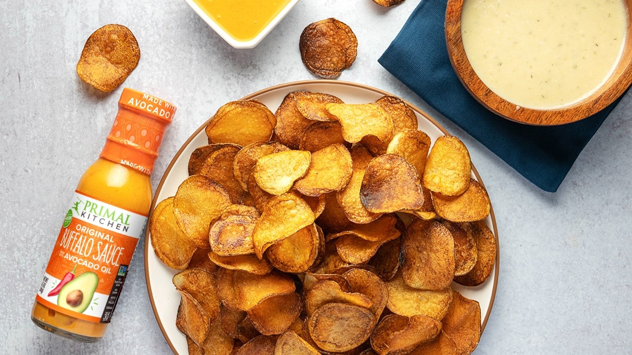 Image of Homemade Potato Chips with Vegan Dip
