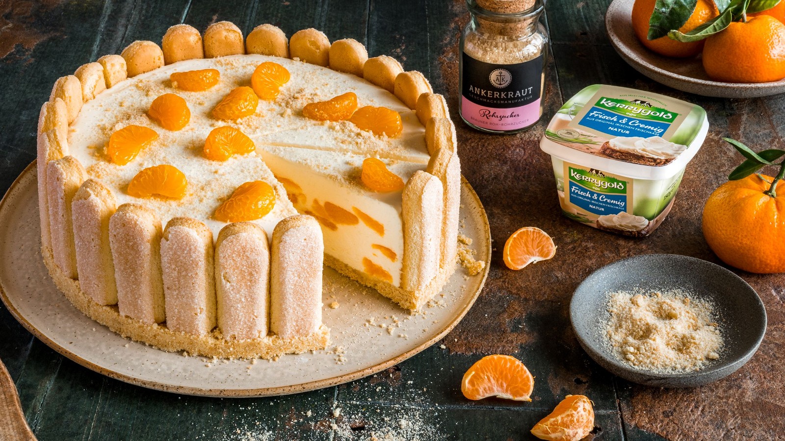 Image of Tangerine cake with cream cheese