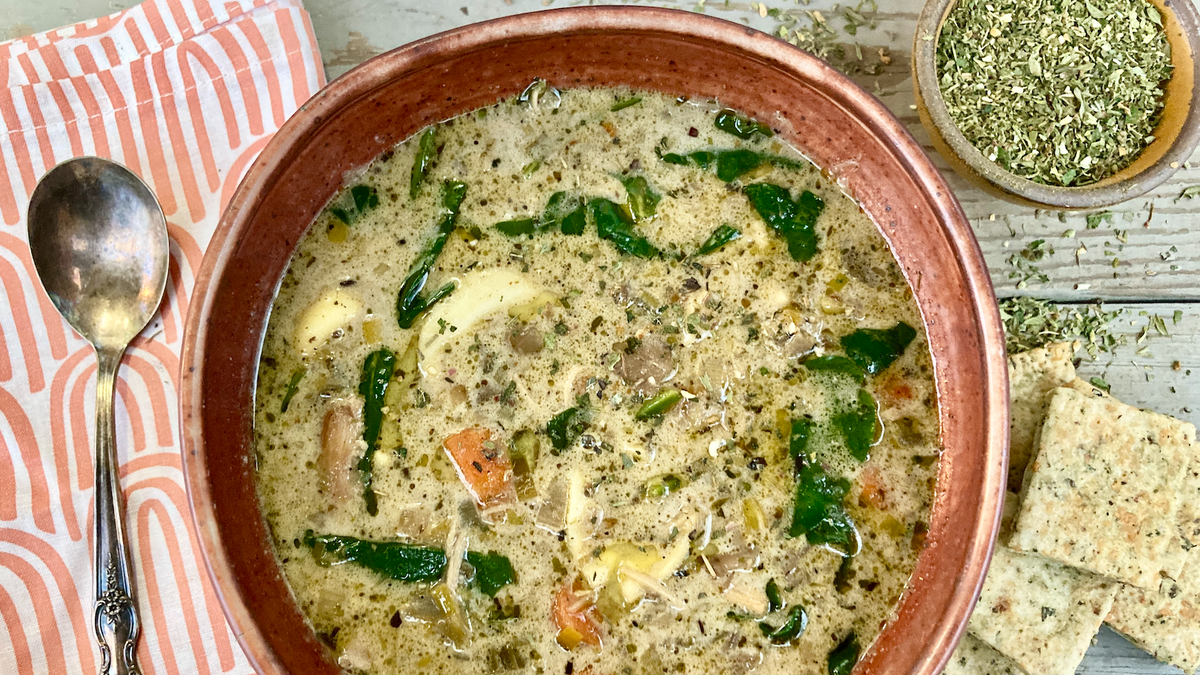 Green Goddess Chicken-Tortellini Soup