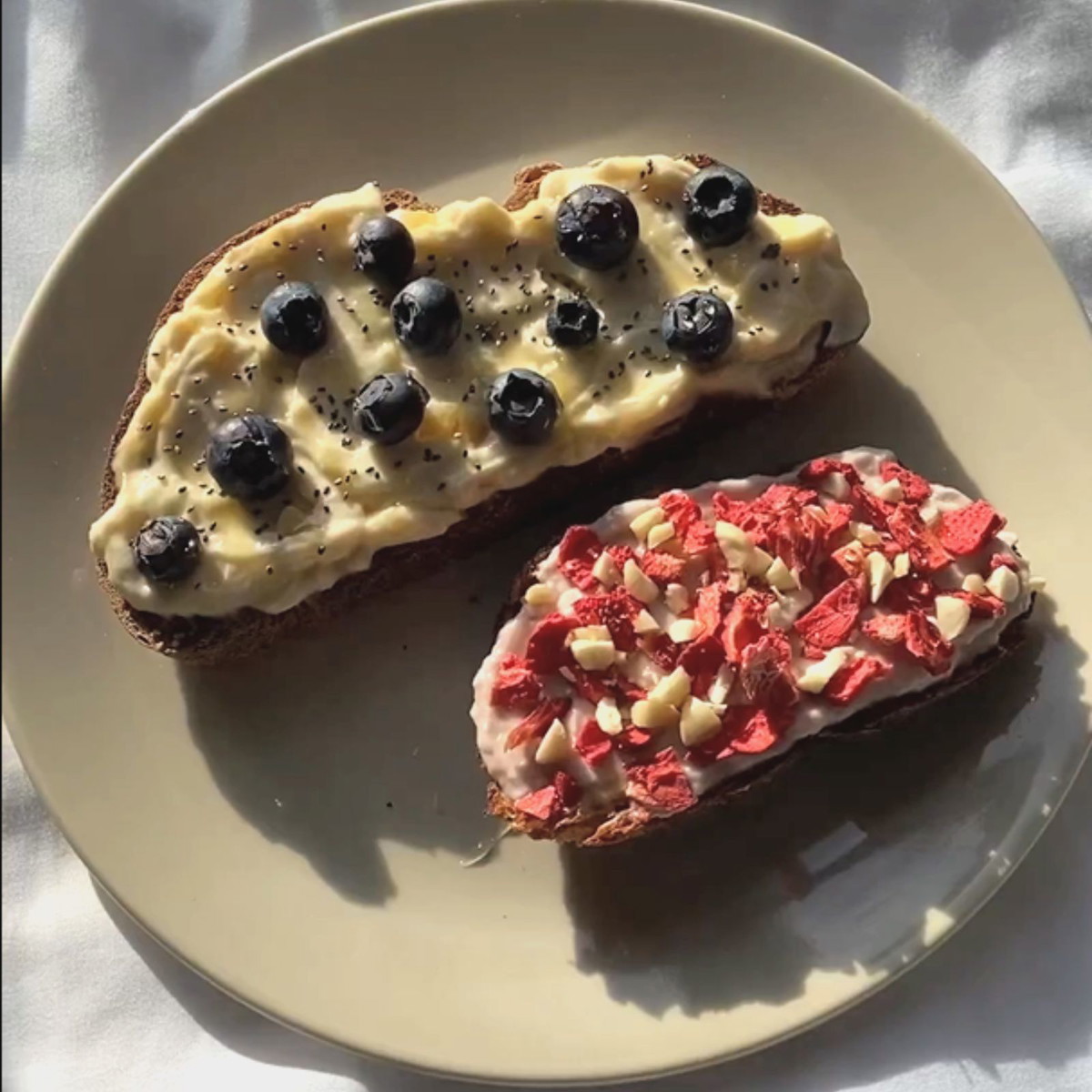 Yoghurt Toasts