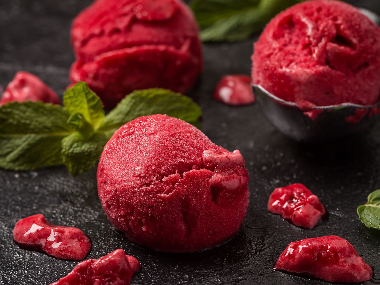 The Freshest Tasting Raspberry Rose Sorbet Recipe – Kalorik