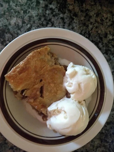 Deep Dish Apple Maple Dessert