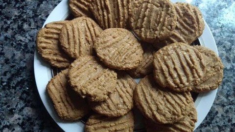 Image of Maple gluten-free peanut butter cookies (flourless, dairy-free)