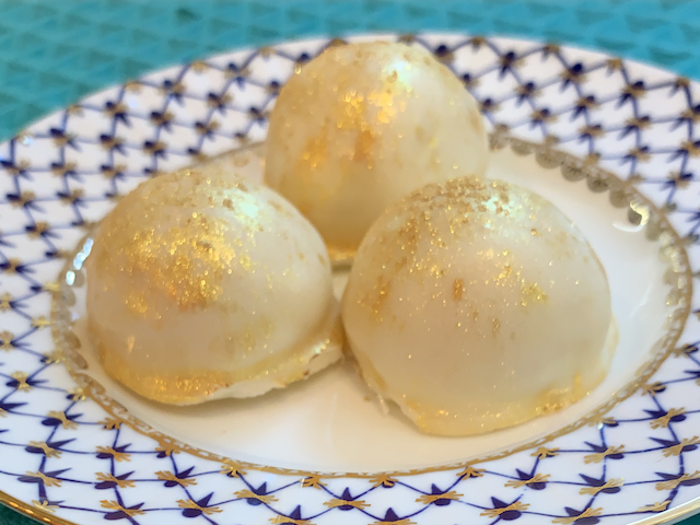 Image of Decadent White Chocolate Truffles in 6 Easy Steps