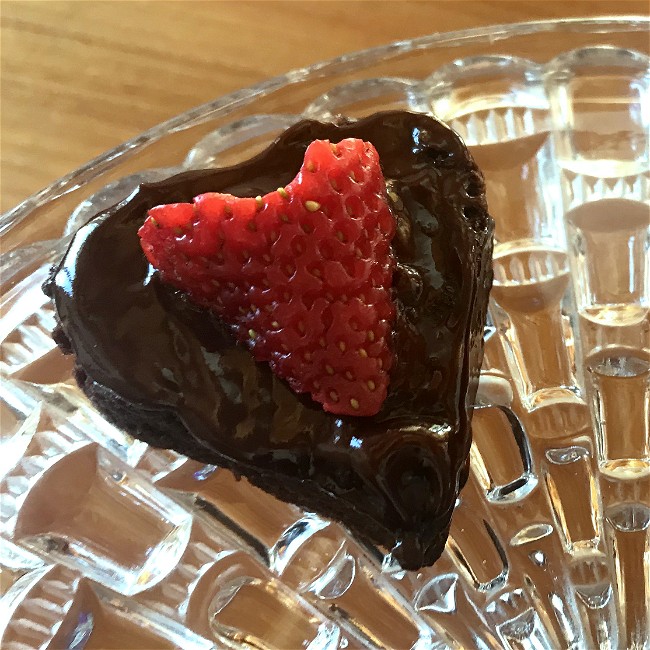 Image of Brownies with Ganache and Strawberries